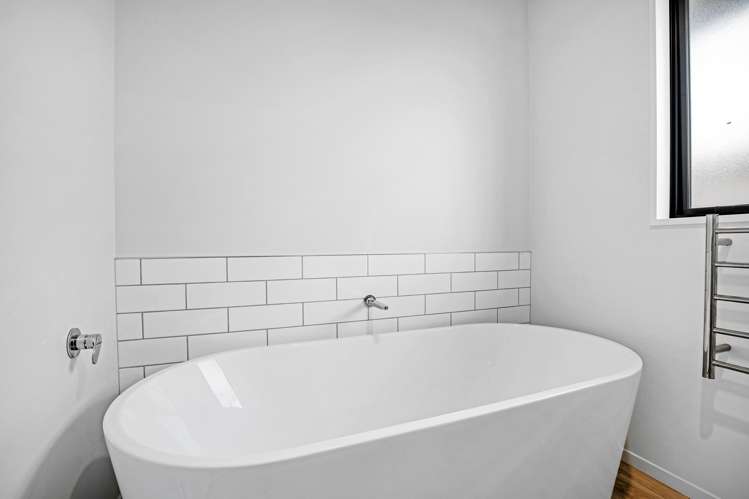 4 Solitary Lane Rolleston_19