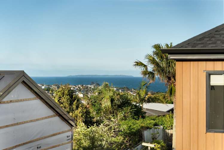 2C Knights Close Rothesay Bay_11