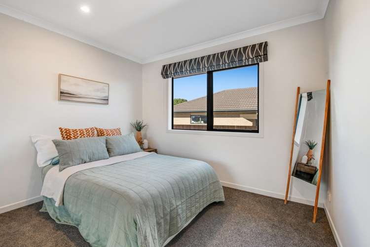 7 Raabia Close Parakai_20