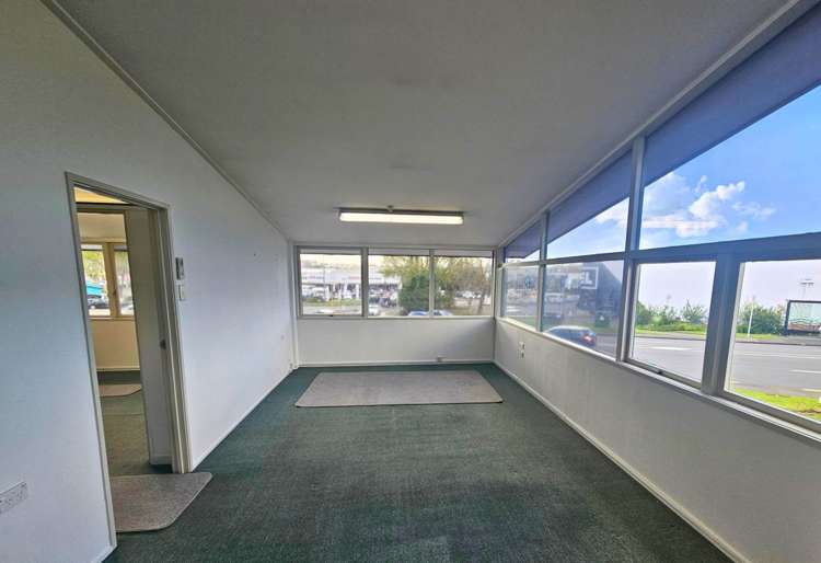 Level 1/171A Target Road Wairau Valley_1