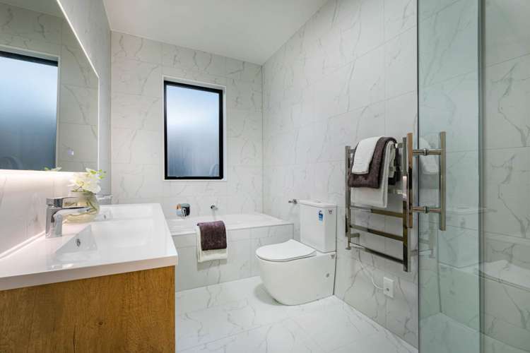 11 Frith Street Wainui_11