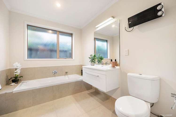 2A Lochview Pukekohe_17