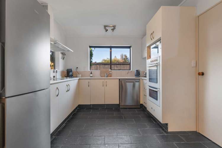 31a Utuhina Road Springfield_9