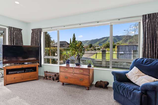 19 Edgewater Street Waikanae_4