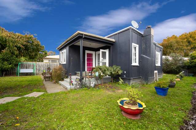 First home or investment – Classic Art Deco