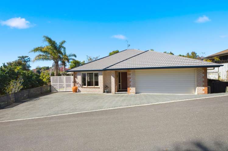 18 Bateleur Close Welcome Bay_0