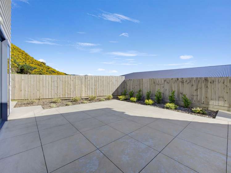 33 Farnworth Tce Churton Park_13