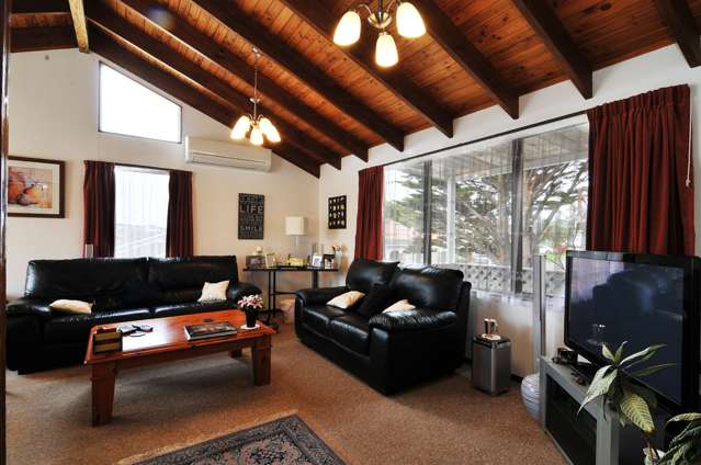 14 Arahanga Grove Maupuia_1