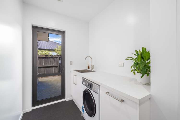 8 Bennington Way Wigram_13