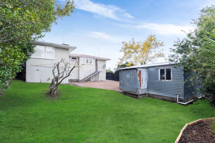 75 Selwyn Crescent Forrest Hill_23