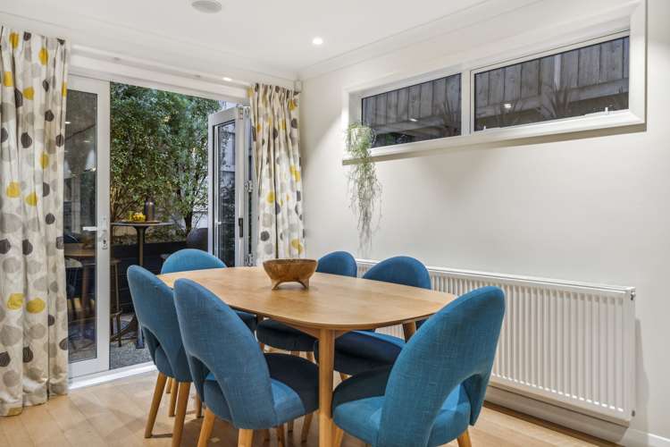 7 Birdwood Street Karori_10