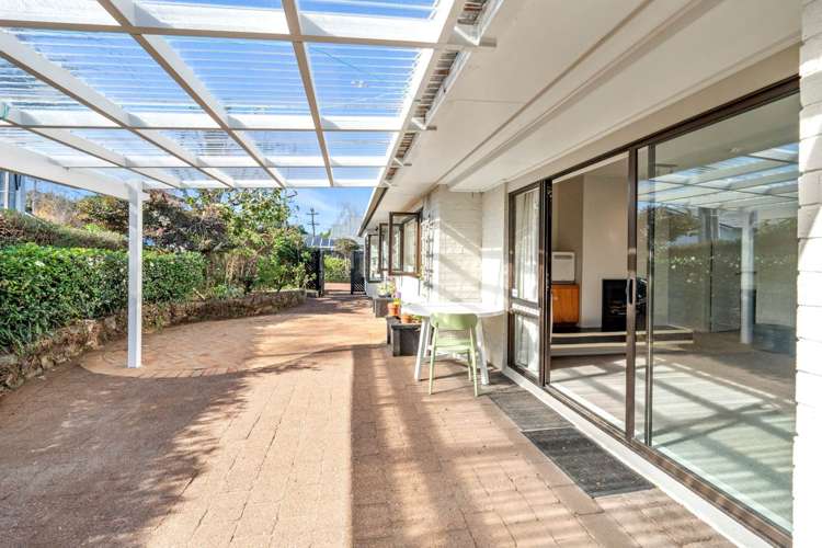 2A Heywood Crescent_1