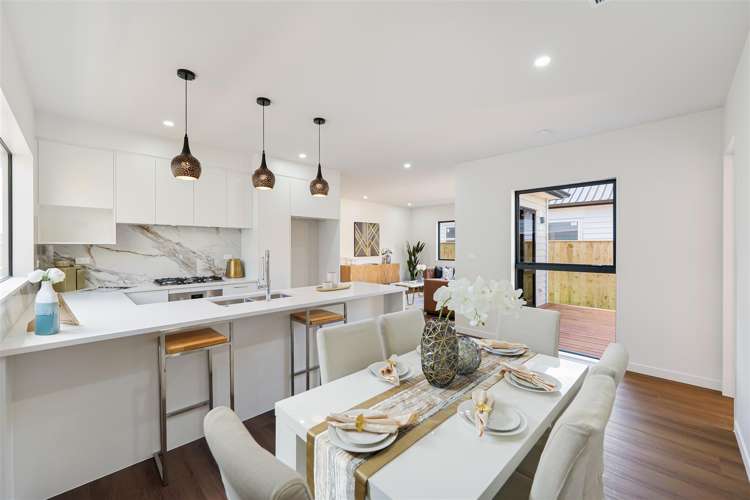 17 Whakairo Crescent Gulf Harbour_13