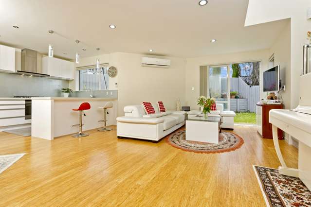 2/46 Raleigh Road Northcote_4