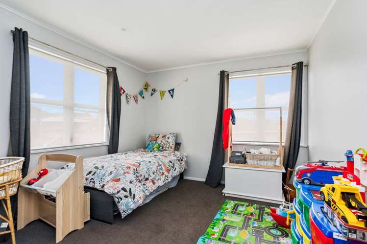 13 Sheehan Road Te Atatu South_6