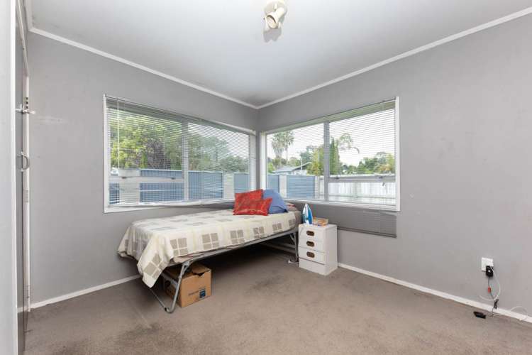 5 John F Kennedy Place Glen Eden_9