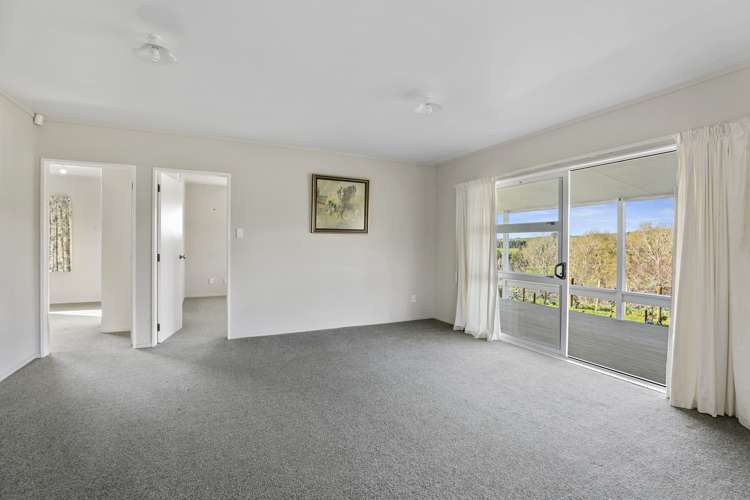 17 Waikaka Road Ohura_12