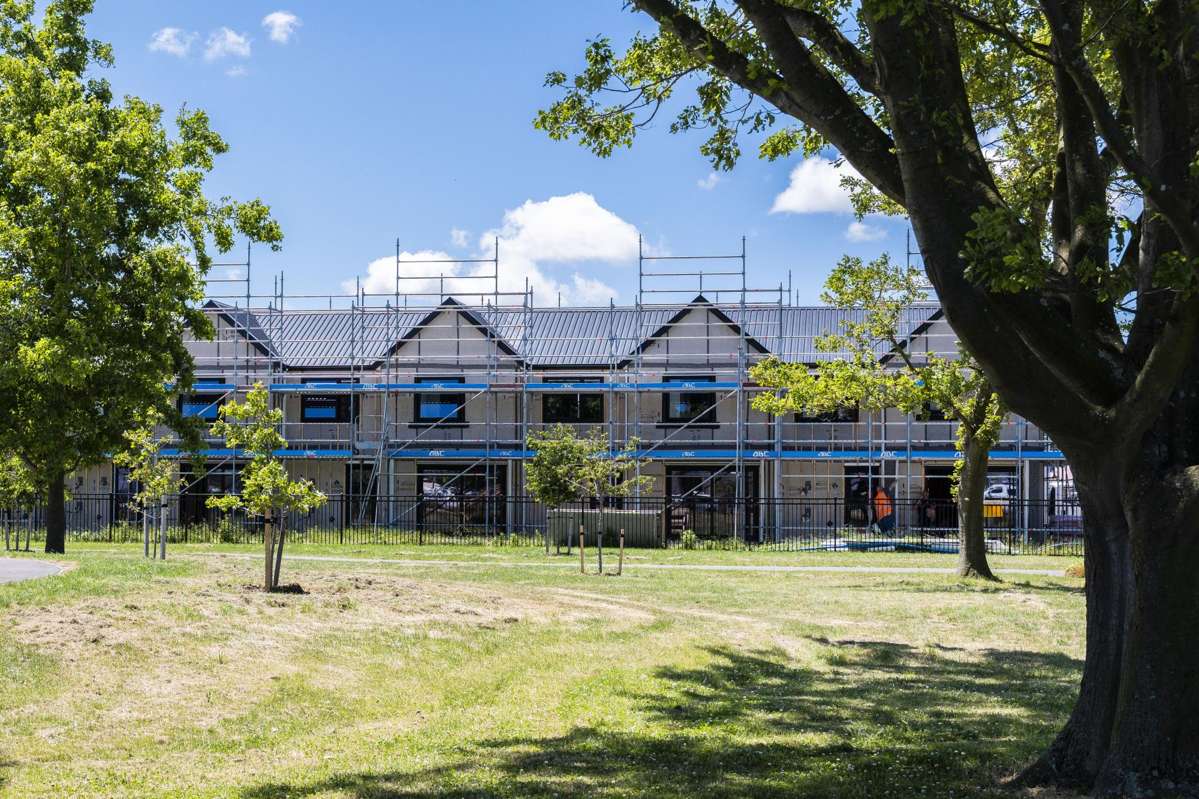 3/8 Akoranga Place_0