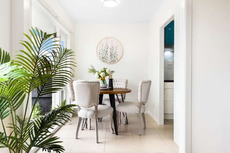 4 Kirrie Avenue Te Atatu South_5