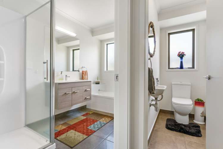 60 Fairfax Crescent Pyes Pa_12