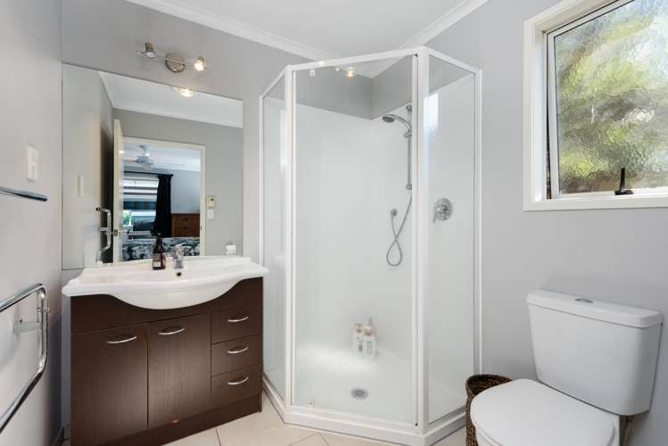 137 Landing Drive Pyes Pa_14