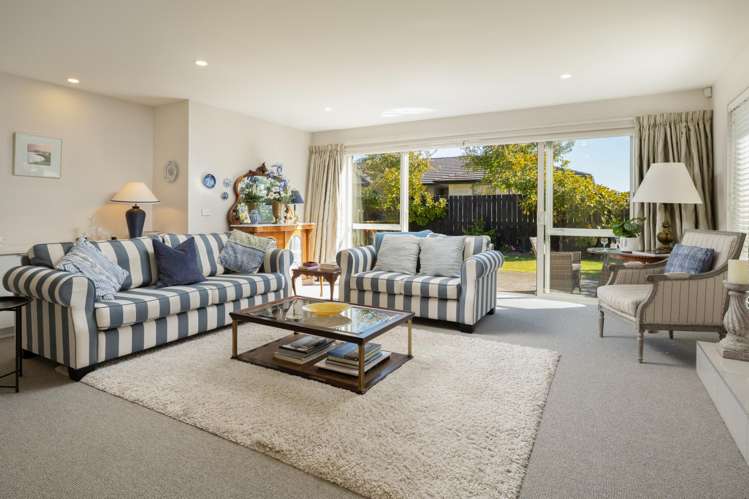 10 Windsor Close Springlands_9