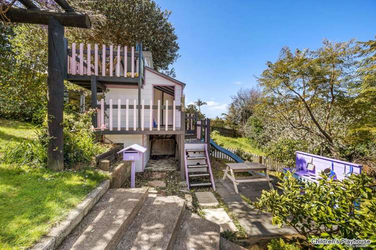 39 & 39A Ngatiawa Street One Tree Hill_24