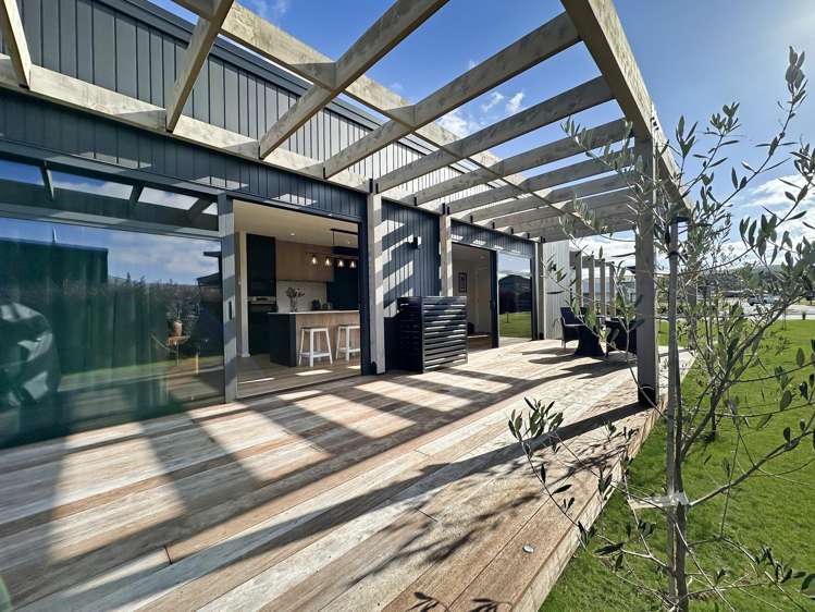135 Lisland Drive_1