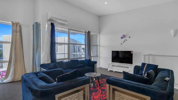 10/40 Hayton Road Wigram_4
