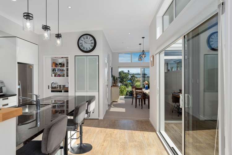 31 Awatira Drive Papamoa_10