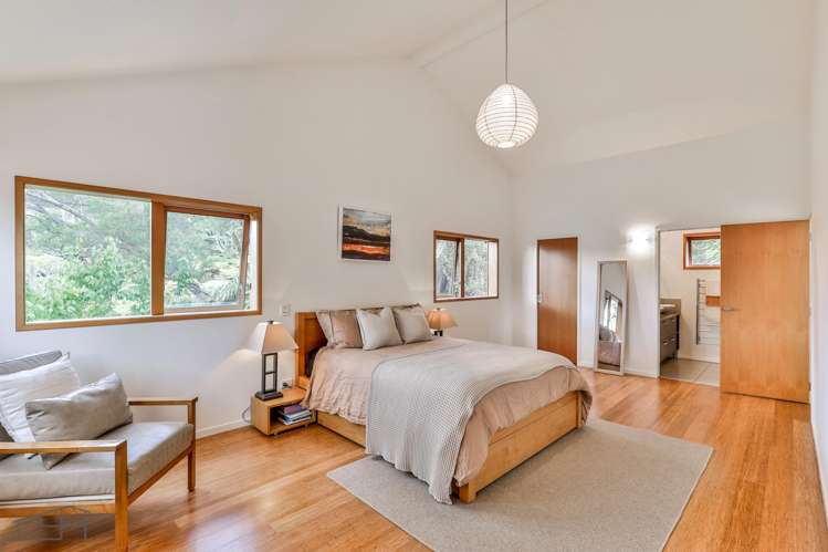 184 Laingholm Drive Titirangi_9