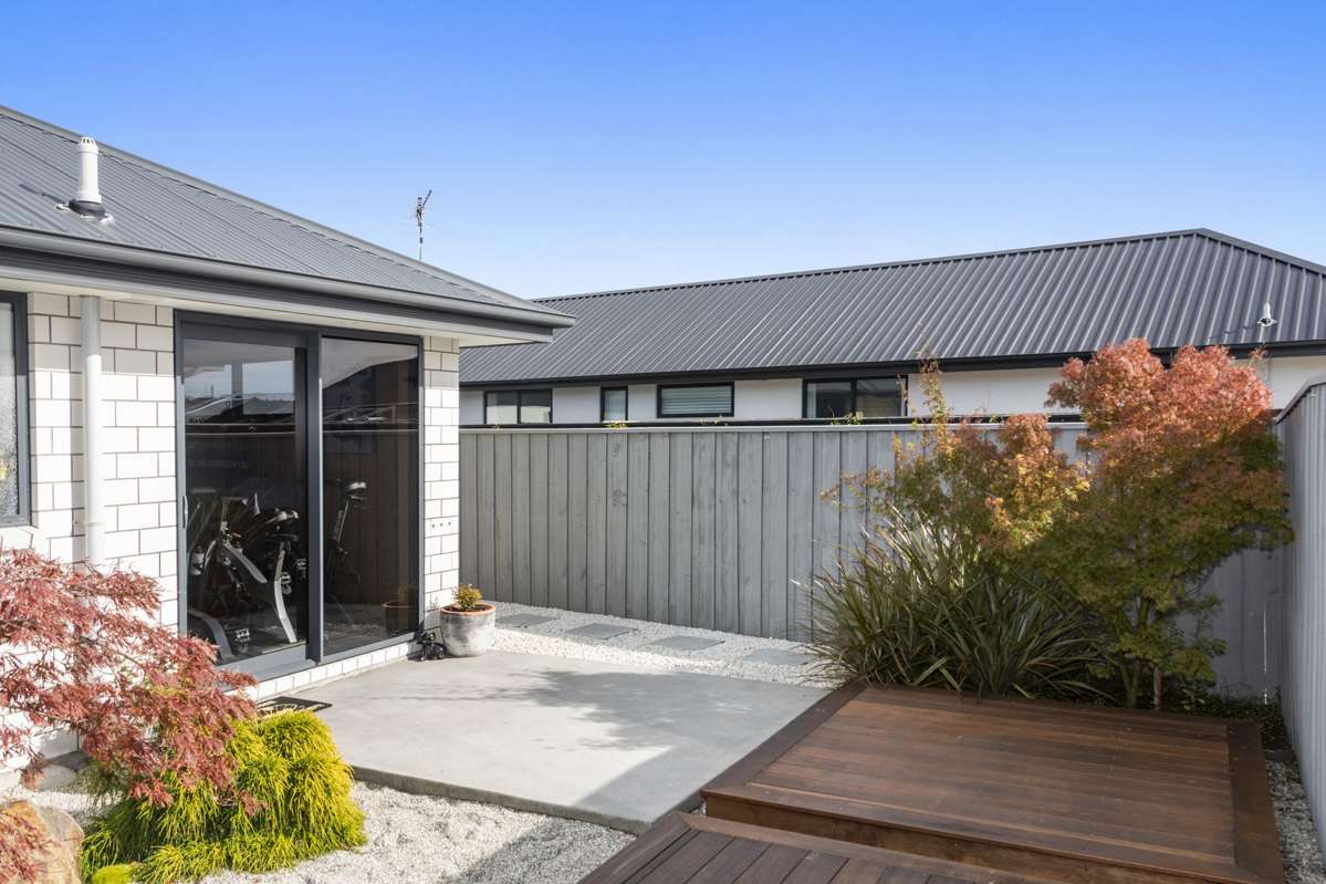 14 Ascot Close_2