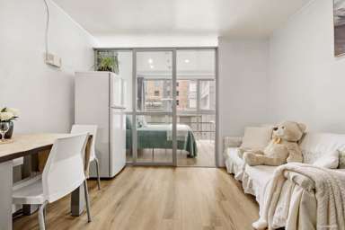 13B/34 Kingston Street_1