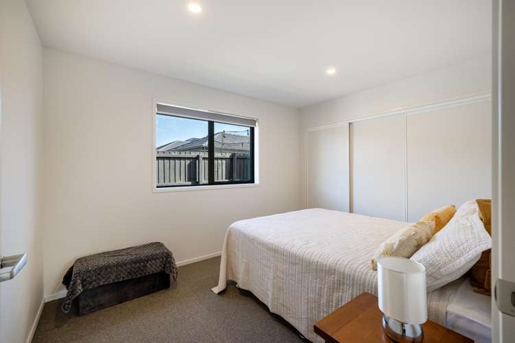 26 Selfe Crescent Burwood_14