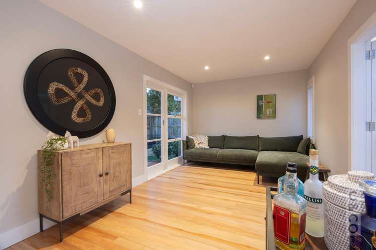 2 Queen Street Riverhead_34