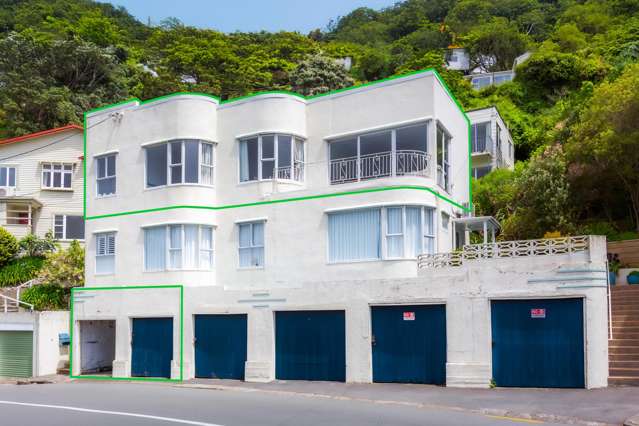 Art Deco Elegance with Panoramic Sea Views