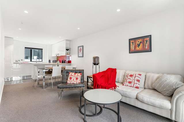 Suite 22/8 Dock Street City Centre_3