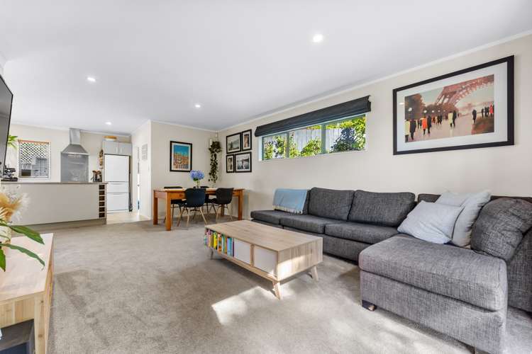 1/98b Manuka Road Bayview_10