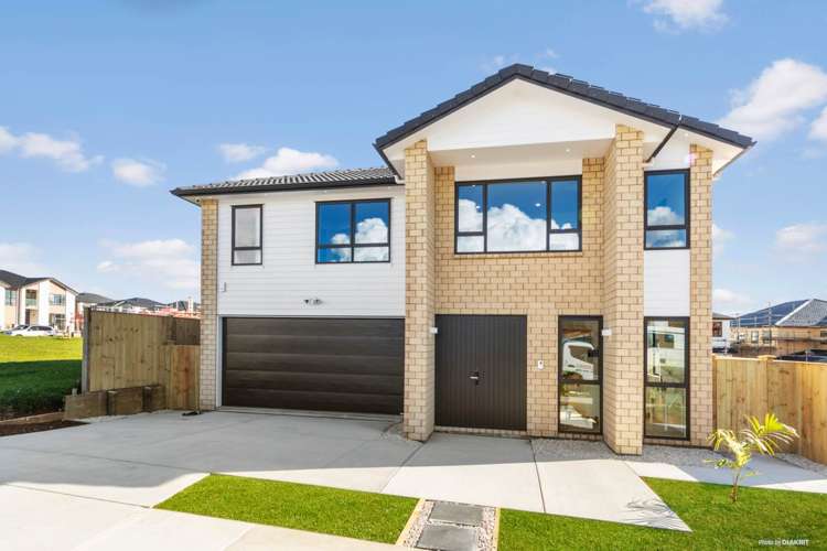 8 Knockanara Drive Flat Bush_16