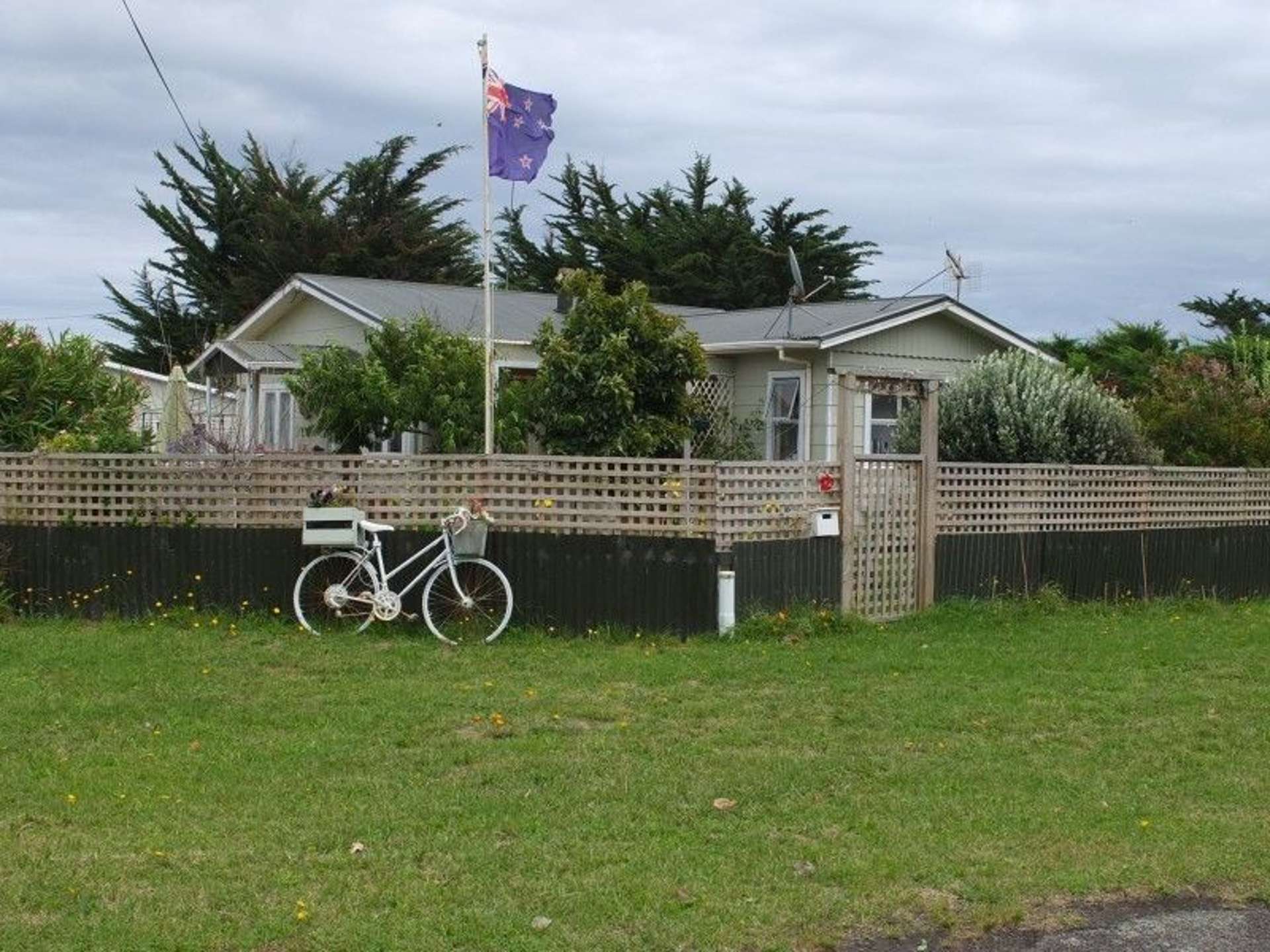 12 Ngatiawa Street Himatangi Beach_0