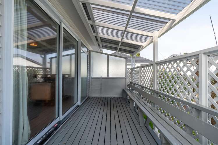 61 Macfarlane Street Hamilton East_17