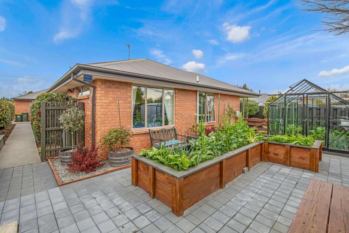 284 Horndon Street_1