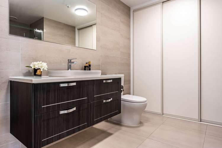 140 Eaves Bush Parade Orewa_14