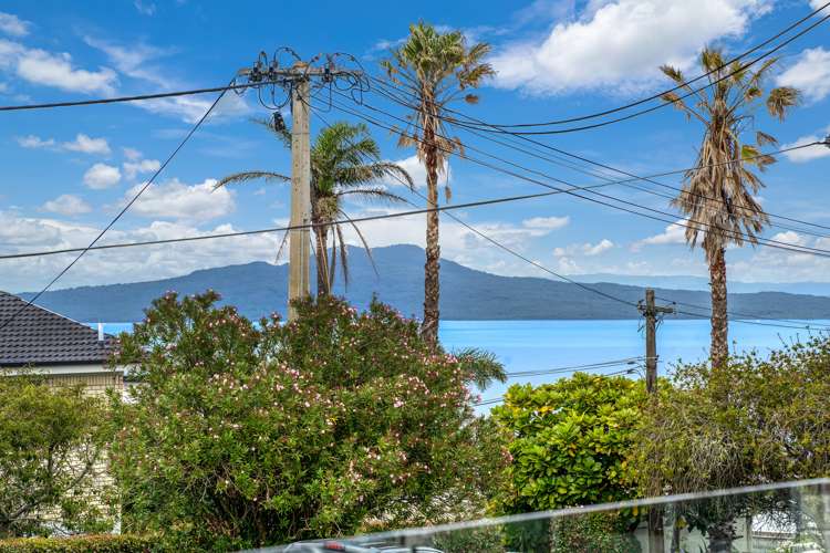 128 Churchill Road Rothesay Bay_10