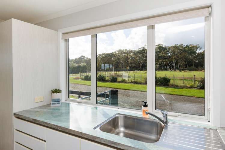 106 Reid Line East Aorangi_10