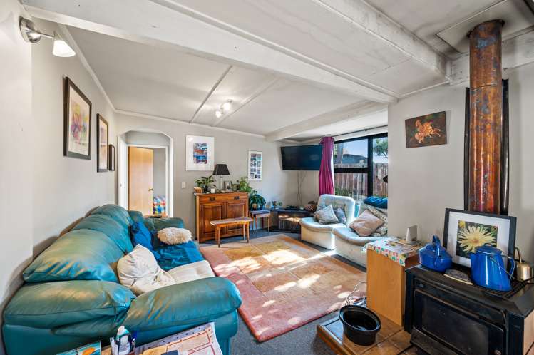 7 Kinnibeg Street Albert Town_11