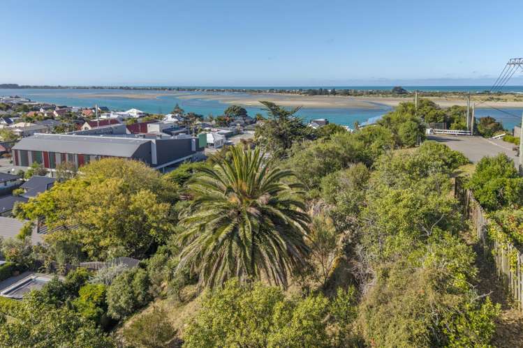 4 and 8 Moncks Spur Road Redcliffs_5