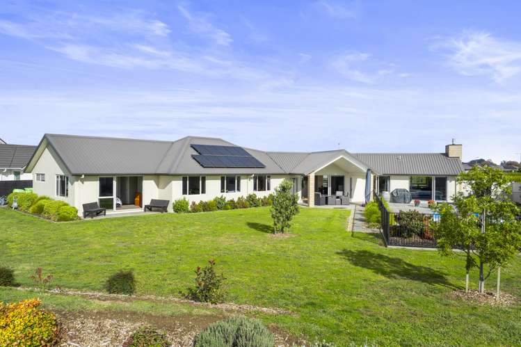 44 Baxter Michael Crescent Cambridge_25