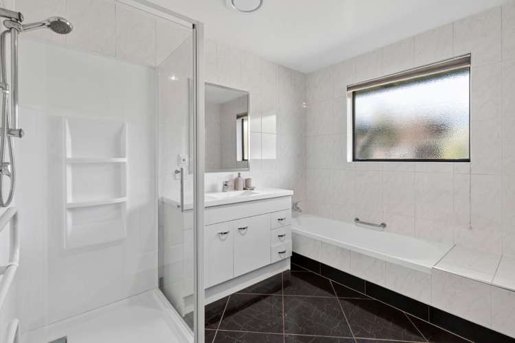 90 Champion Road Richmond_15