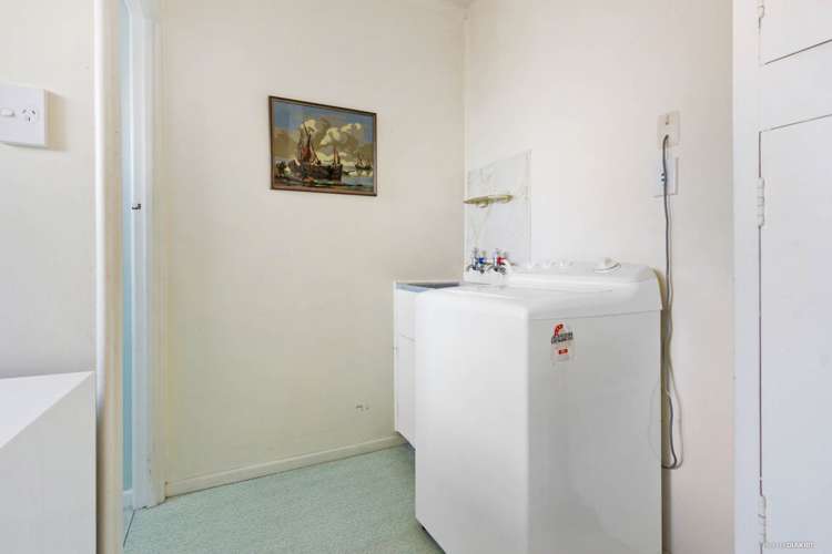 2/3 Taikata Road Te Atatu Peninsula_6